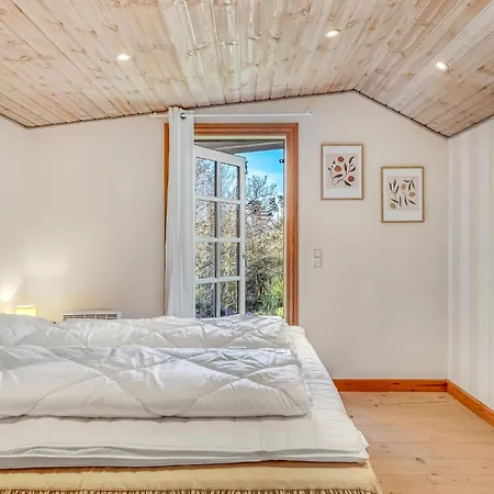 Amazing In With Jacuzzi *