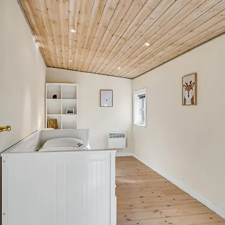 Ferienhaus Amazing In With Jacuzzi *