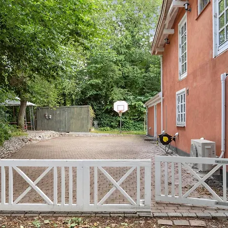 Amazing In With Jacuzzi Ferienhaus Græsted